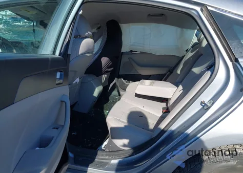 2016 Hyundai Sonata Se z USA, uszkodzony, nr VIN 5NPE24AF1GH339051